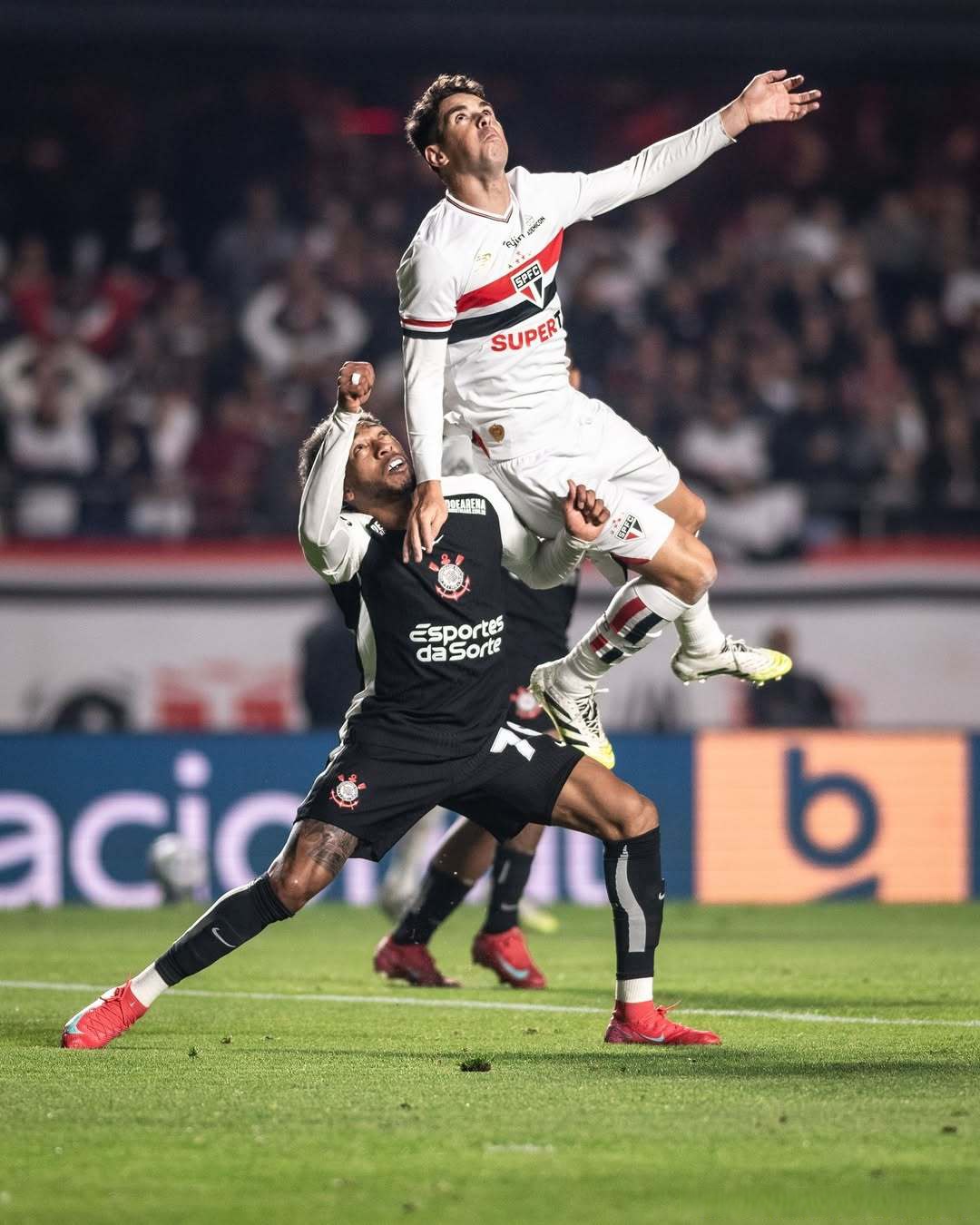 太狠了！巴塞罗那围绕亚冠伤情更新冲刺阶段摩纳哥备战德甲，Karsa连续十场比赛得分超过突破纪录 